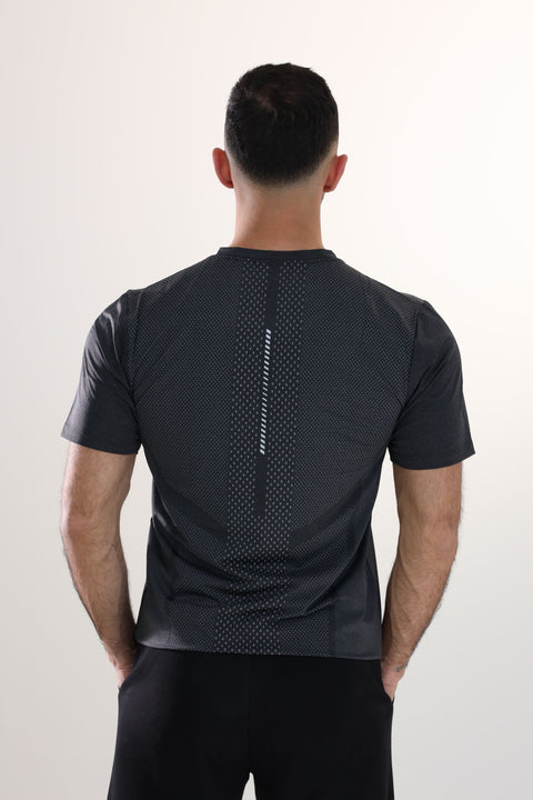 Essential "Lined" Regular Fit T-Shirt